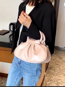 Tas Selempang Wanita Viral Tas Premium Handbag Import Korean Style / Tas Selempang Wanita Kekinian Terbaru 2024