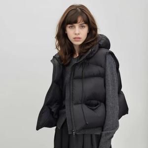 Soft down Cotton Vest Womens Short Sleeveless Jacket Hooded Outerwear 2025 New Autumn Winter Coat Comfortable Zipper Pocket