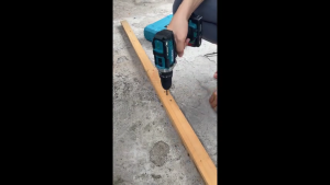 Máy khoan pin Makita loại 3 chức năng Chuyên khoan tường khoan sắt gỗ bắt vít Tặng kèm bộ phụ kiện 24 chi tiết