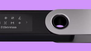Ledger Nano S Plus™ Crypto Hardware Wallet