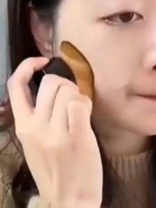 B&Beautiful  High Density Seamless Foundation Brush Bb Cream Makeup Brushes With Dust cover