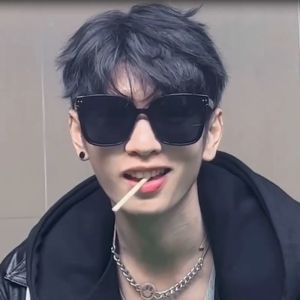 2024 New Arrival Douyin Online Influencer Same Fashion Square Sunglasses Star to Make Big Face Thin-Looked UV Protection Sun Glasses