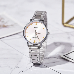 Casio | Minimalist Leather Strap Watch Gift