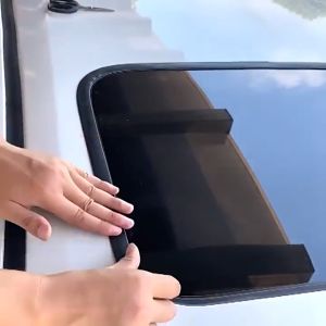 Lis Segel Karet Kaca Mobil: Peredam Suara & Anti Debu