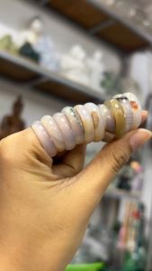 แหวนหินอาเกต White Agate หน้าเล็ก ความบริสุทธิ์ ความสง่างาม