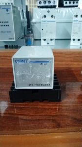 Rơ le cảm biến mức nước Chint JYB 714B + Đế loại AC 220V Phao điện máy bơm chống tràn chống cạn