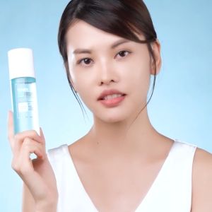 Tomato Mochi ~ 7X Ceramide Skin Barrier Repair Soothing Toner with Calendula for Sensitive Skin 120mL