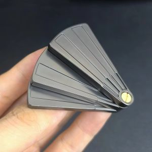 Meade | Quạt Gấp Ngón Tay Kim Loại EDC Giảm Áp Lực Thẻ Đẩy Cơ Khí Đồ Chơi Giảm Căng Thẳng Cảm Giác Đồ Chơi Giảm Stress Cho Người Lớn