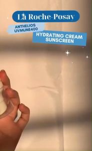 ครีมกันแดด ต้นฉบับ SPF50 ควบคุมความมัน บางและไม่เหนียวเหนอะหนะ เหมาะสำหรับผิวมันและผสม