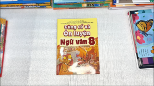 Sách - Củng Cố Và Ôn Luyện Ngữ Văn Lớp 8 - Biên soạn theo chương trình GDPT mới - ndbooks