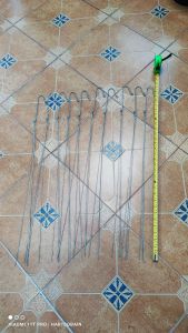 ลวดแขวนกระถาง มัดละ 10 เส้น ขนาด 65 เซนติเมตร 3 ขา