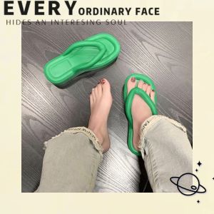 LKShoes รองเท้าแตะเช่น 4 สี พื้นมี ไม่สกรีนลวดลาย แฟชั่นผญแต่งตัว บุคลิกภาพ รองเท้าแตะพื้นนิ่มพื้นหนา เสริมบุคลิกภาพ ขายดี