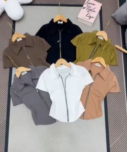 Áo thun nữ PHOM ÔM Tay Ngắn cổ bẻ phối khoá kéo suốt ( M : khoá kéo suốt TN )