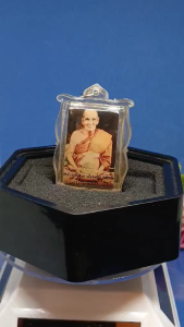 泰国三大最著名督造四面佛/龙婆托名師之一大名鼎鼎Wat Sakae龙普鲁稀(被认定是僧圣龙婆托的转世的高僧)自身Loket已包好透明防水壳Top Monk Wat Sakae LP Doo Self Potrait Loket