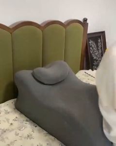 Leg Knee Pillow Memory Foam Pillow Portable Ergonomic Soft Pad Support Cushion Feet Pillow for Home Relaxing Office Traveling