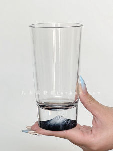 แก้วน้ำทรงกลมสีดำลึก แก้วน้ำใส แก้วน้ำผสมแอลกอฮอล์สไตล์อินส์ แก้วน้ำชมภูไฟ แก้วน้ำทรงกลม แก้วน้ำทรงกลม