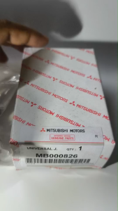 ยอยเพลากลาง MITSUBISHI Cyclone L200 TRITON ตัวเตี้ย  แท้ MB000826