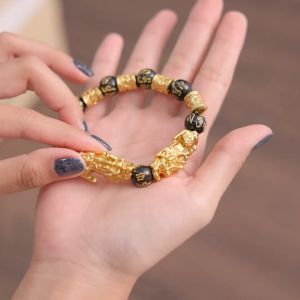 เครื่องรางสร้อยข้อมูป Amulet Bracelet เส้นทางสู่ความสำเร็จและความมั่งคั่ง