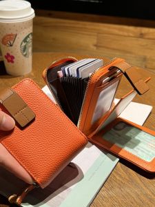 กระเป๋าใส่เอกสารขับรถหนังแท้ 2-in-1 กระเป๋าใส่บัตรขนาดใหญ่พกพาสะดวกสำหรับผู้หญิง กระเป๋าใส่บัตรแบบมีช่องหลายช่อง