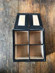 kandang jangkrik aduan 4 slot terbuat dari triplek /playwood / hunian impian