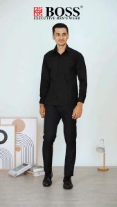 BOSS Kemeja Polos Pria Lengan Panjang Hitam