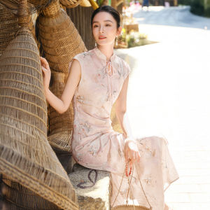 XIANGYING | Đầm Qipao Phong Cách Quốc Phục Trung Quốc Cho Phụ Nữ Mùa Hè 2026 Mẫu Mới Hoa Văn Cổ Đứng Dây Nơ Ép Eo