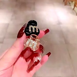 กิ๊บติดผม รูปตัวอักษร ประดับเพชร ขนาดเล็ก เหมาะกับของขวัญวันเกิด สไตล์เกาหลี สําหรับนักเรียนหญิง