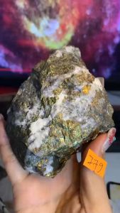 Viên đá phép thuật may mắn ngũ sắc năng lượng vũ trụ thiền định lắp lánh vàng cộng sinh Thạch Anh tự nhiên 779