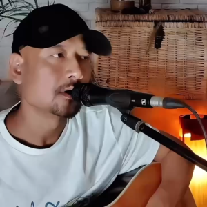 MM-岩贵 2025歌曲u盘低音发烧男声网络流行经典翻唱车载mp3-CD碟+U盘 Yan Gui song  fever male voice network popular classic cover car mp3-CD disk +U disk