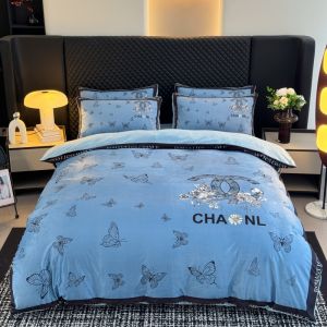 Luxurious Thickened Milk Velvet Four-Piece Bedding Set Winter Warm Flannel Bed Canopy Style Main Bedroom Bedding Envelope Style