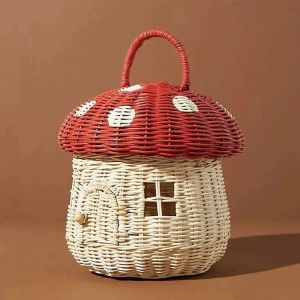 Rattan Handmade Basket Woven Castle Mushroom Vacation Picnic Baskets Props Beach Straw Bags Kids Acorns Handbag Woven Tote Bags