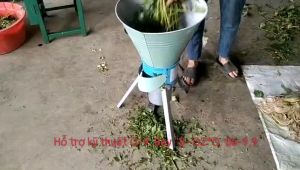 Máy băm rau bèo tây bằm rau muống được thiết kế bằng dây đồng chất lượng cao
