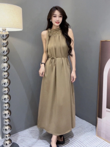 Retro round Neck French Style Shoulder Bared Folded Dress Lazy Vacation Pure Color Long Dress New 2025 Elegant Draped Skirt