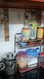 Đầu rót chai dầu ô liu inox có nắp đậy