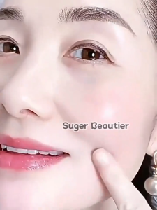 Pearl Cream Krim Pencerah Wajah Kulit Glowing Penghilang Noda Hitam & Kulit Kusam Collagen Bouncy Pearl Cream Whitening Moisturizing Anti Aging Pearl Krim Wajah Krim Antioksidan dan Anti Penuaan Menghilangkan Noda dan Mencerahkan Kulit 50g