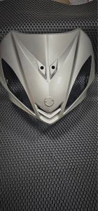 Mặt nạ màu bạc exciter 135 chính hãng yamaha