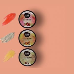 Tẩy tế bào chết Body Natur Body Scrub Red Fruits Pomegranate And Dragon Fruit 200ml