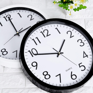 นาฬิกาแขวนผนัง 10 นิ้ว นาฬิกาแขวนผนัง นาฬิกทรงกลม นาฬิกาลายต้นไม้ สีดำ Wall Clock