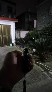 Anbolt Senter terang laser putih baru 2024
