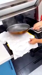 Setrika Uap Portable Mini Traveling Setrika Elektrik Panas 180 °C Praktis