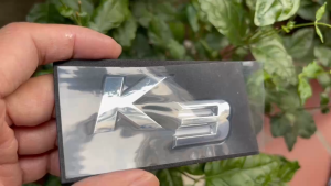 Logo chữ nổi K3 mạ crome cao cấp sáng bóng dán phía sau xe KIA K3