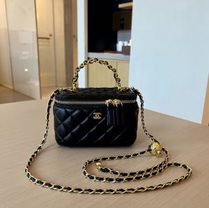 Ladies Fashion Diamond Pattern Leather Shoulder Bag 2024 New Style Small Box Chain Bag Womens Handbag Crossbody Bag