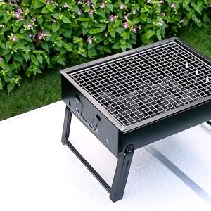 AT.Homemart เตาถ่าน เตาบาร์บีคิวแบบพับเก็บได้ เตาปิ้งย่างพกพา เตาแคมป์ปิ้ง เตาบาร์บิคิวมินิใช้ถ่าน เตาถ่านย่าง (08B)