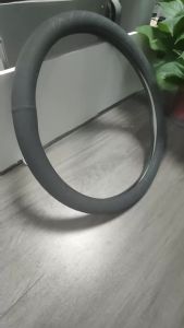 Universal Car Steering Wheel Cover Carbon Fiber Leather Three-dimensional Anti Slip Timple And Fashionable Car Accessories