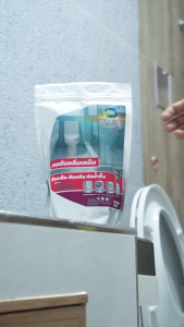 Oclean (1 แถม 1) ผงดับกลิ่นห้องน้ำ สูตรเข้มข้น