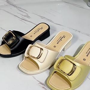 รองเท้าส้นเตี้ย รุ่นAB รองเท้าแฟชั่นสำหรับผู้หญิง สวยงามใส่สบายไม่กัดเท้าทำจากยางนิ่มเบา รองเท้าเสริมเท้าสูงยอดฮิต