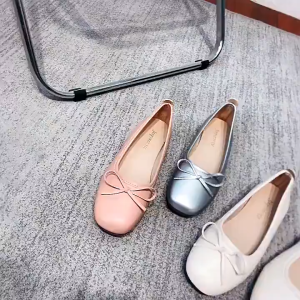 Womens flat shoes fashion bow non-slip and wear-resistant versatile soft sole womens shoes