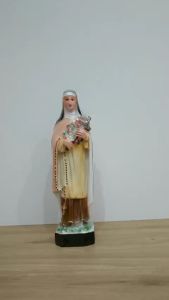 Tượng Thánh nữ Teresa hoa hồng 30cm composite - quà tặng công giáo