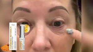 Hoygi Retinol Eye Stick with Turmeric 3g – Soothes Puffiness Minimizes Appearance of Eye Bags & Dark Circles Smooths Lines Nourishing Eye Care