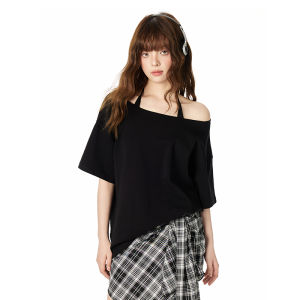Turn Signal | Off Shoulder Short Sleeve T-Shirt